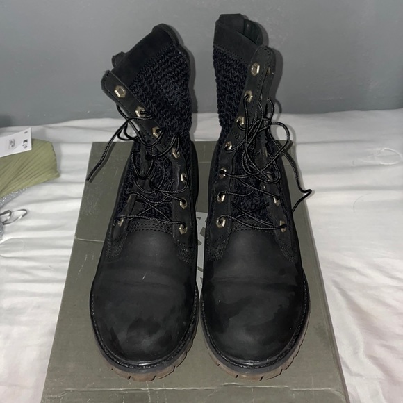 Black timberland boots - Picture 2 of 3